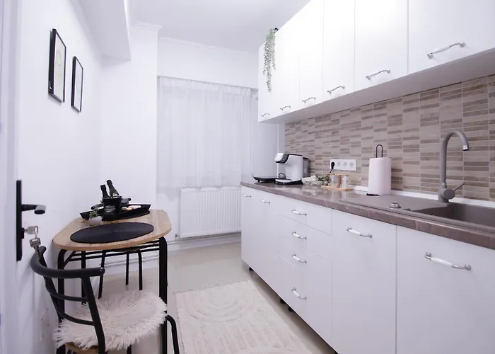 아파트 Good Vibe 크라이오바